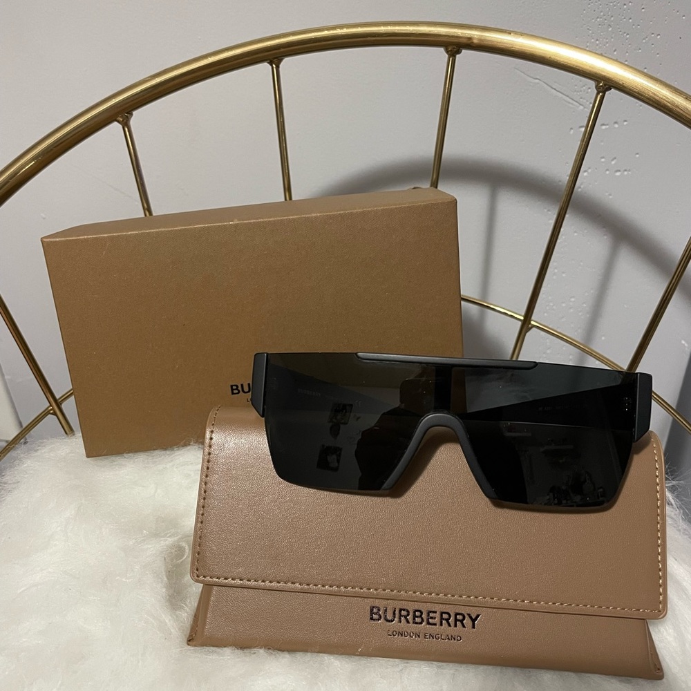 Burberry Sunglasses